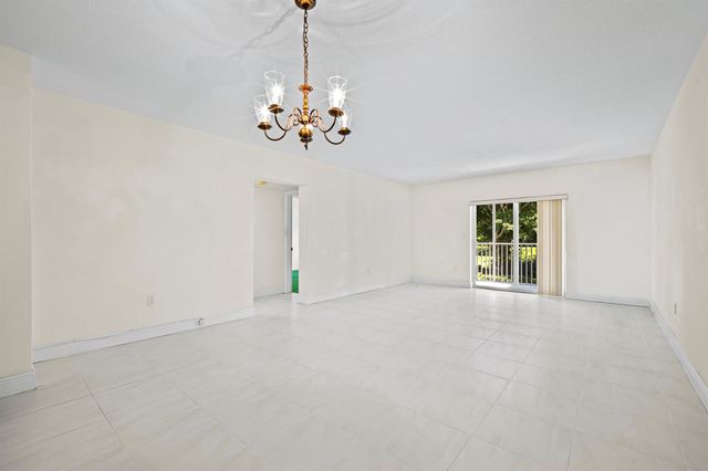 200 E Royal Palm Road 2110, Boca Raton, FL 33432