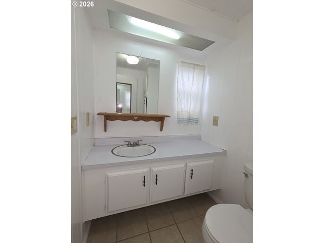 13045 Se STARK St 112, Portland, OR 97233