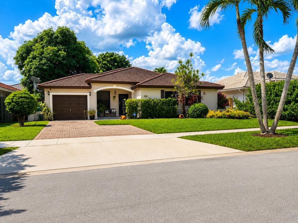 16050 SW 101st Terrace, Miami, FL 33196