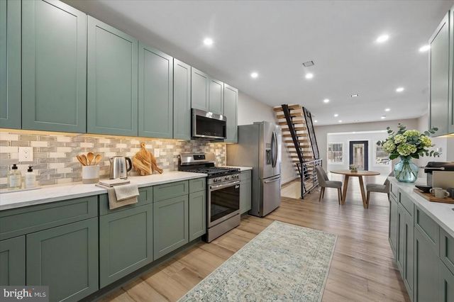 5511 PINE ST, Philadelphia, PA 19143