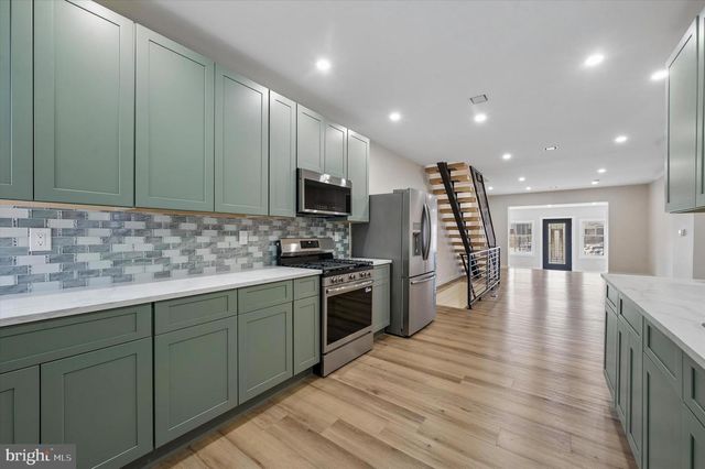 5511 PINE ST, Philadelphia, PA 19143
