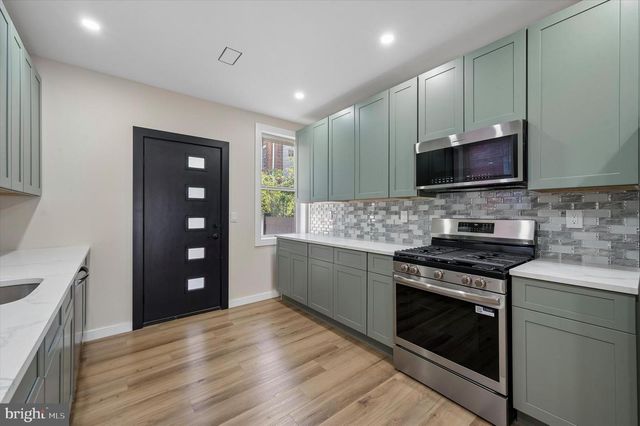 5511 PINE ST, Philadelphia, PA 19143