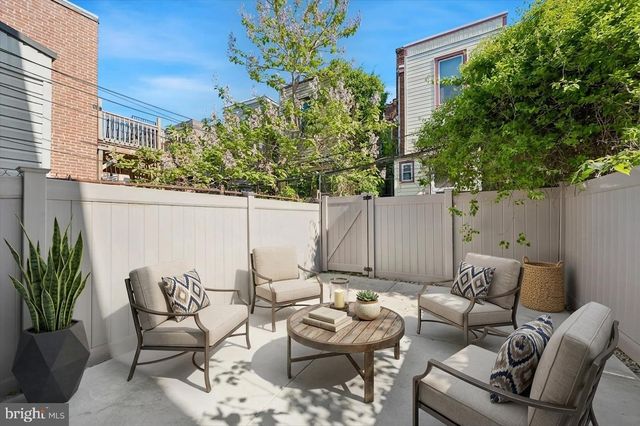 5511 PINE ST, Philadelphia, PA 19143