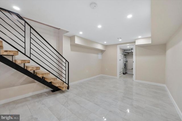 5511 PINE ST, Philadelphia, PA 19143