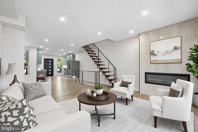 5511 PINE ST, Philadelphia, PA 19143