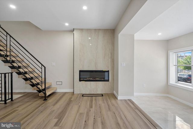 5511 PINE ST, Philadelphia, PA 19143