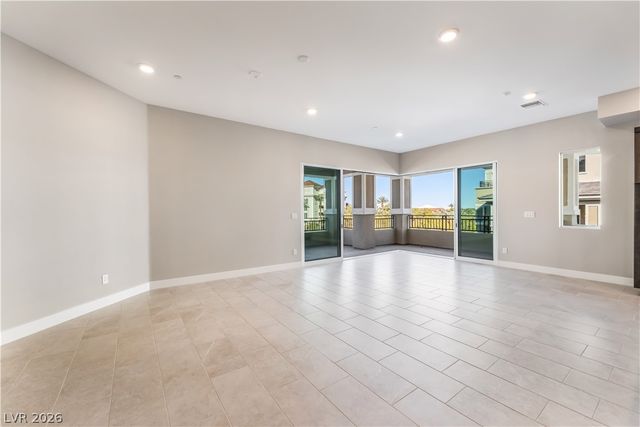 9132 Las Manaitas Avenue 302, Las Vegas, NV 89144