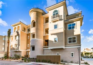9132 Las Manaitas Avenue 302, Las Vegas, NV 89144
