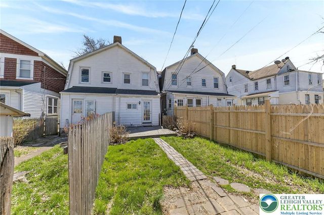 2427 Forest Street, Wilson Boro, PA 18042