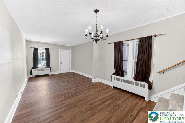 2427 Forest Street, Wilson Boro, PA 18042
