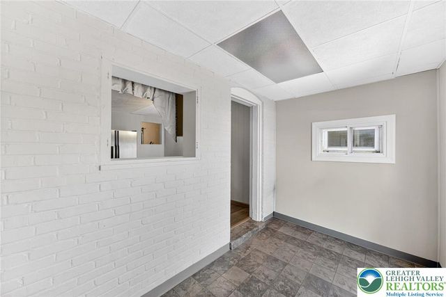 2427 Forest Street, Wilson Boro, PA 18042