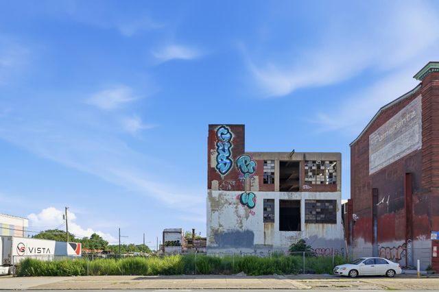 401 E ALLEGHENY AVE, Philadelphia, PA 19134