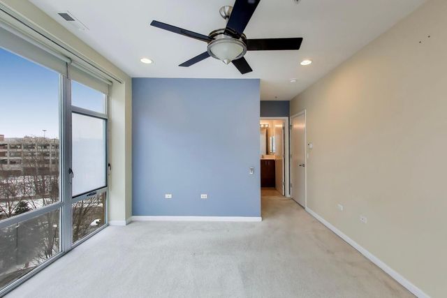 1720 Oak Avenue 501, Evanston, IL 60201