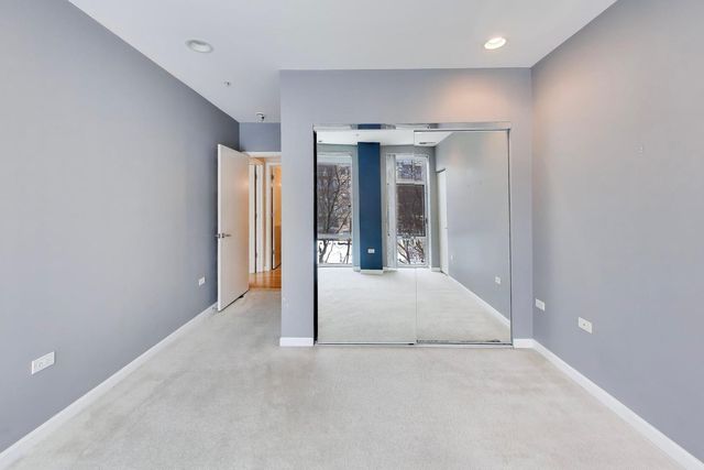 1720 Oak Avenue 501, Evanston, IL 60201