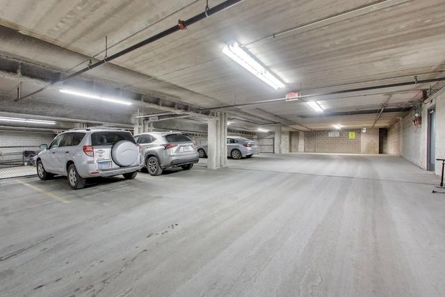 1720 Oak Avenue 501, Evanston, IL 60201