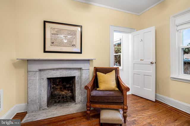 16 W READ ST, Baltimore, MD 21201