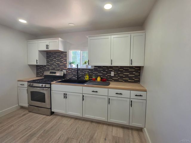 1424 Acacia Street, Saginaw, MI 48602