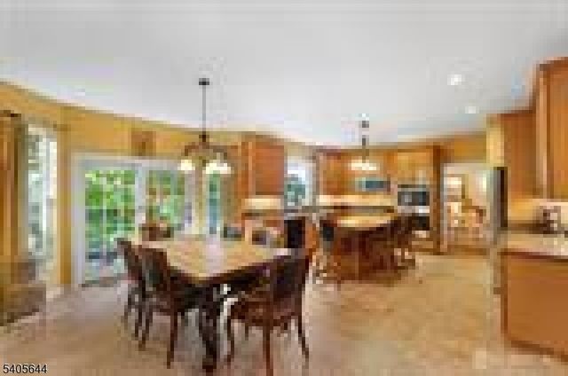 31 Mcfarlane Cir, Monroe Twp., NJ 08831