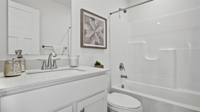 120 Samantha Dr, Center Twp, PA 15061