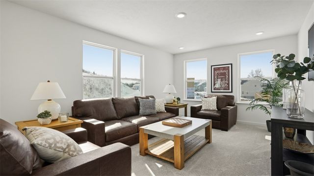 120 Samantha Dr, Center Twp, PA 15061