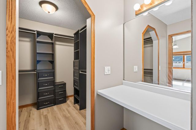 1819 9th Avenue SE, Forest Lake, MN 55025