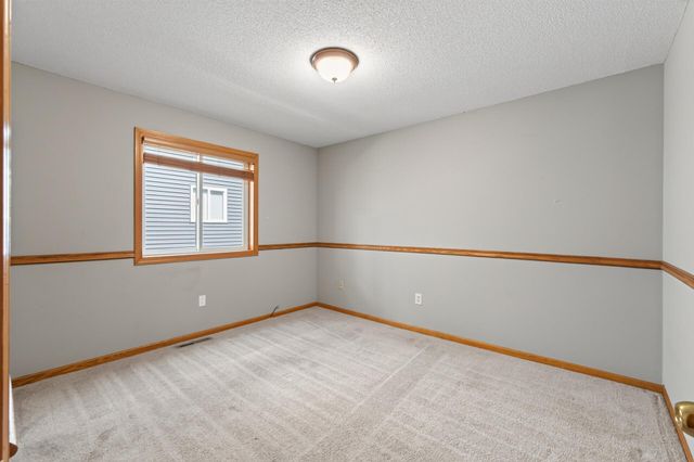 1819 9th Avenue SE, Forest Lake, MN 55025