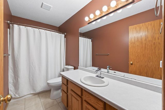 1819 9th Avenue SE, Forest Lake, MN 55025