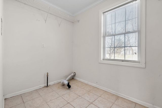 27 Stillman St, Framingham, MA 01702