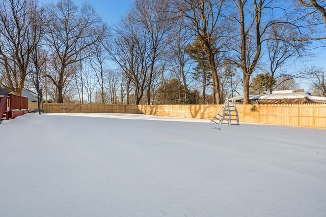 27 Stillman St, Framingham, MA 01702