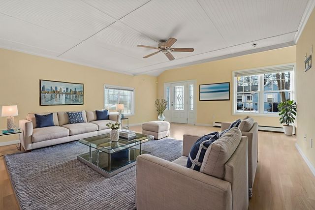 27 Stillman St, Framingham, MA 01702