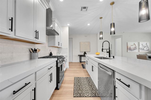 1878 Wandering Willow Way, Loxahatchee, FL 33470