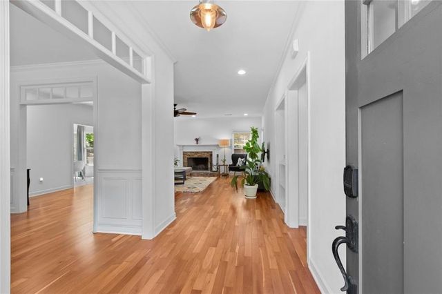 1610 Oakfield Lane, Roswell, GA 30075