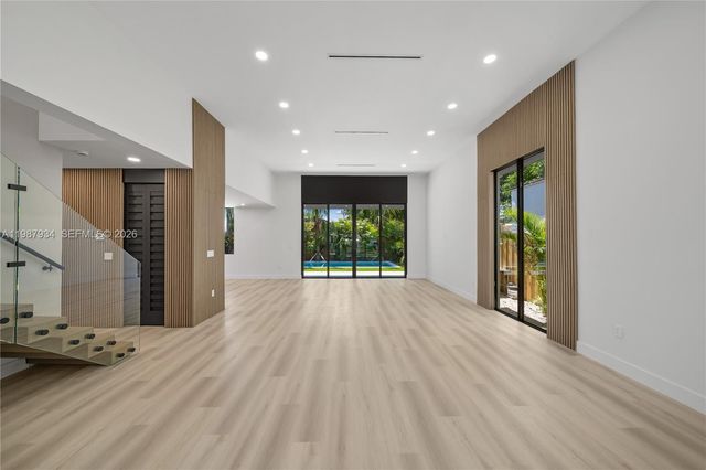 536 NW 48th Street, Miami, FL 33127