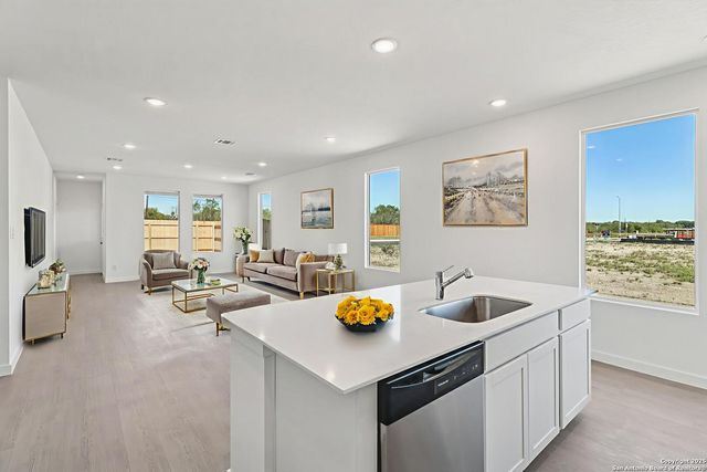 15519 Crescent Pine, San Antonio, TX 78253