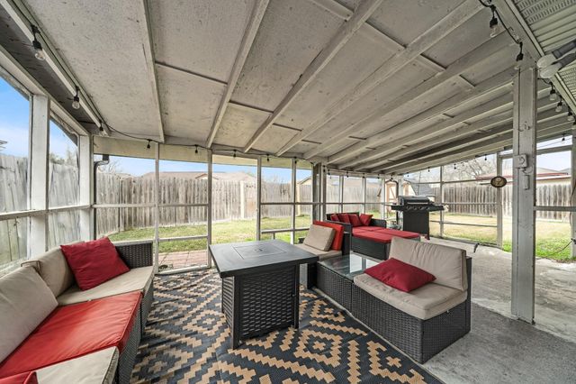 12511 Adirondack Drive, Houston, TX 77089