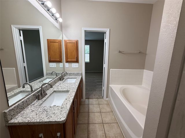 2003 Cobblestone Trail, Forney, TX 75126