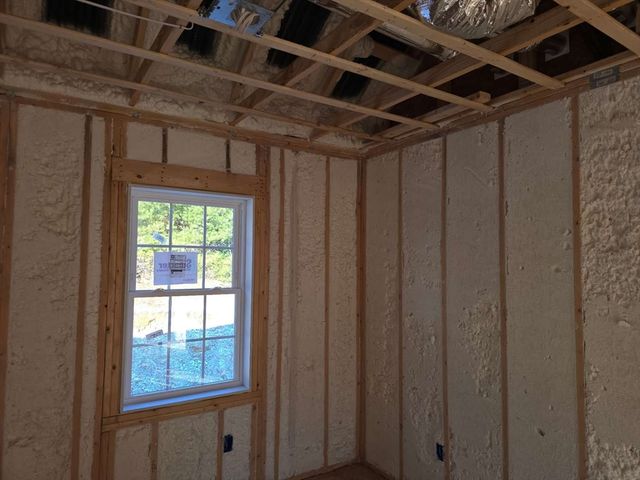 95 Leicester St., Oxford, MA 01540