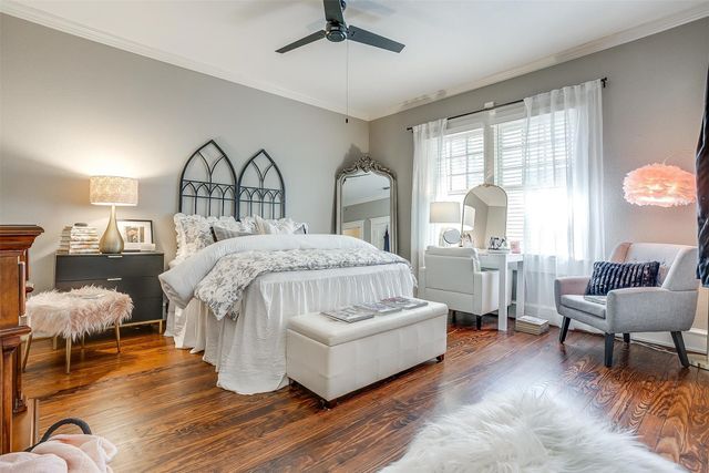 2116 Hurley Avenue, Fort Worth, TX 76110