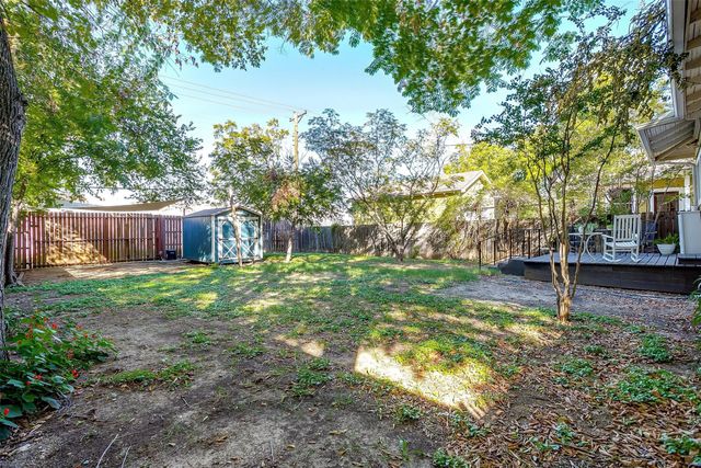 2116 Hurley Avenue, Fort Worth, TX 76110