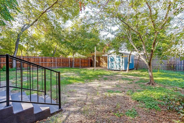 2116 Hurley Avenue, Fort Worth, TX 76110