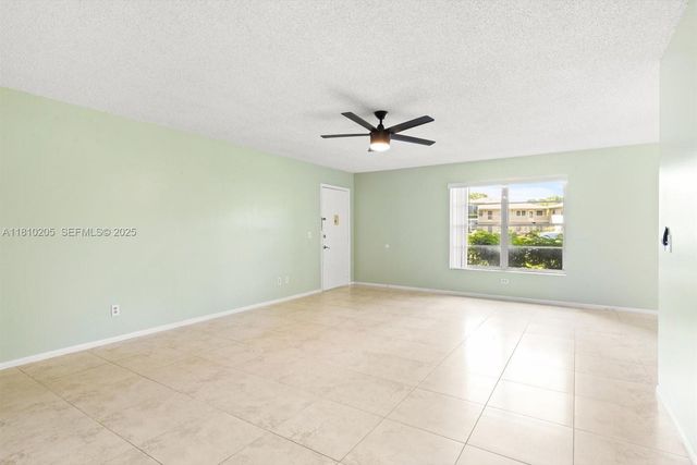 20 Lake Vista Trl Apt 107, Port St Lucie, FL 34952
