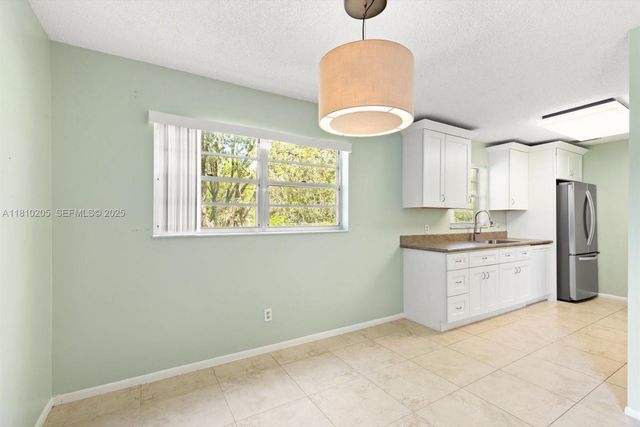 20 Lake Vista Trl Apt 107, Port St Lucie, FL 34952