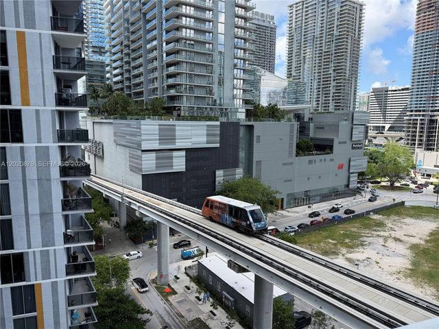 41 SE 5th St 716, Miami, FL 33131
