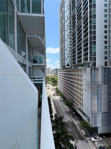 41 SE 5th St 716, Miami, FL 33131