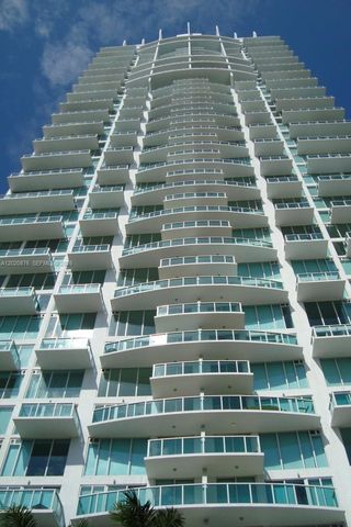 41 SE 5th St 716, Miami, FL 33131