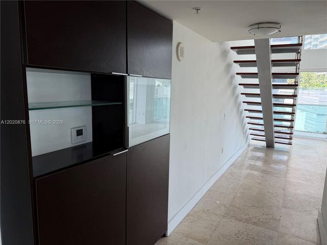 41 SE 5th St 716, Miami, FL 33131