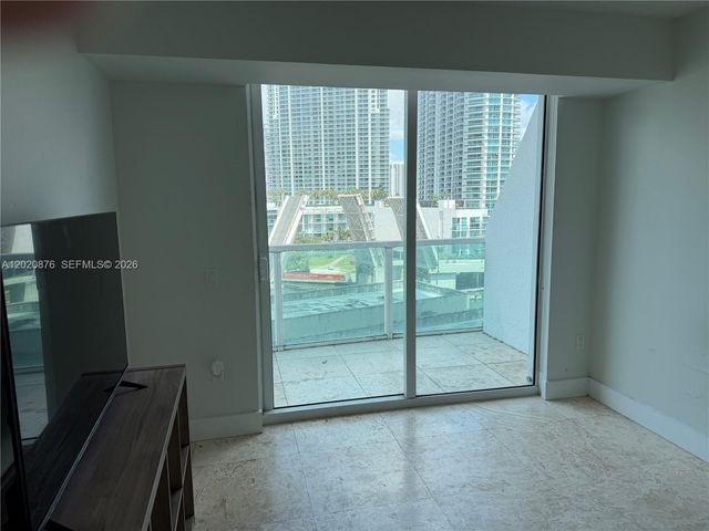 41 SE 5th St 716, Miami, FL 33131