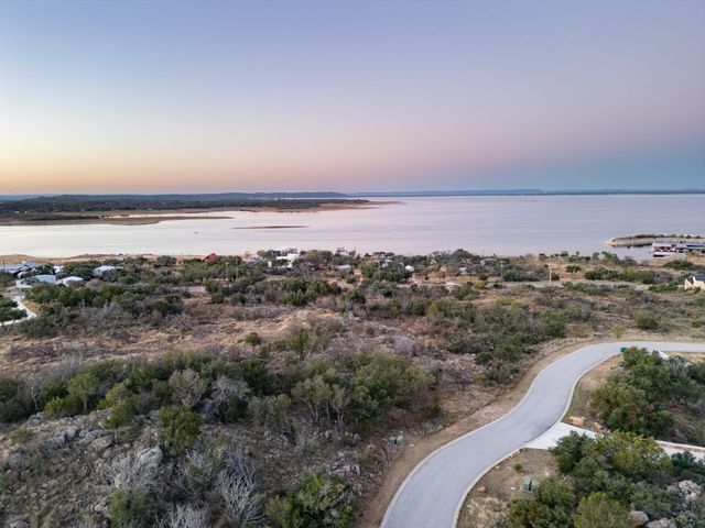 244 Peninsula DR, Burnet, TX 78611