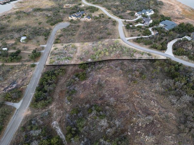 244 Peninsula DR, Burnet, TX 78611