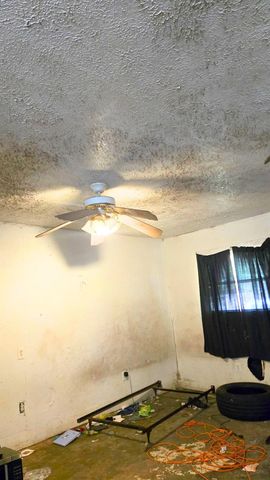 5642 Ricky St, Houston, TX 77033